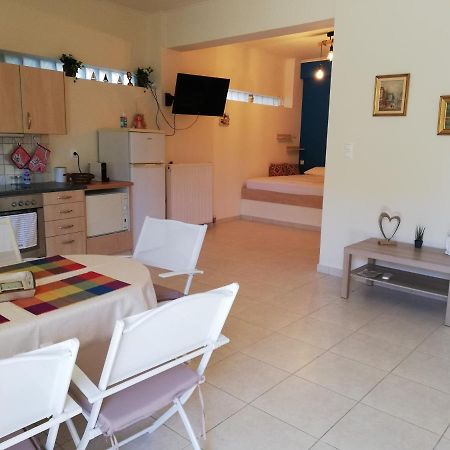 Althea Holiday Studio Agia Marina  Luaran gambar