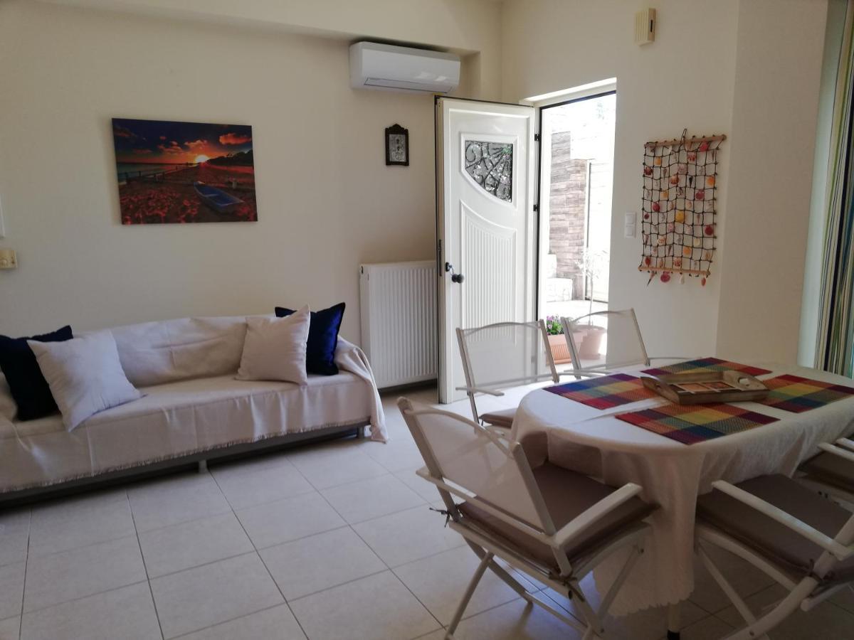 Althea Holiday Studio Agia Marina  Luaran gambar