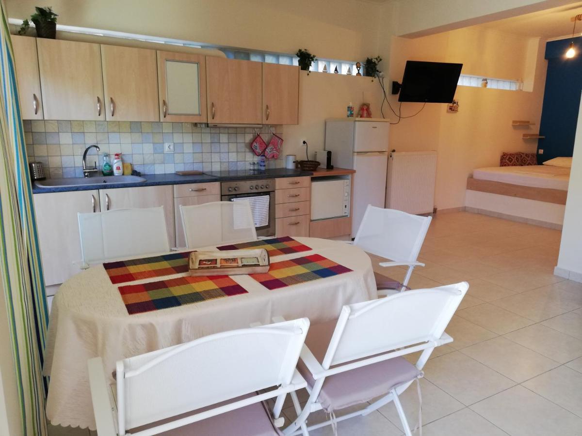 Althea Holiday Studio Agia Marina  Luaran gambar